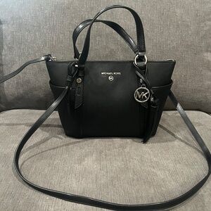 MICHAEL MICHAEL KORS Sullivan Small Saffiano Top-Zip Tote